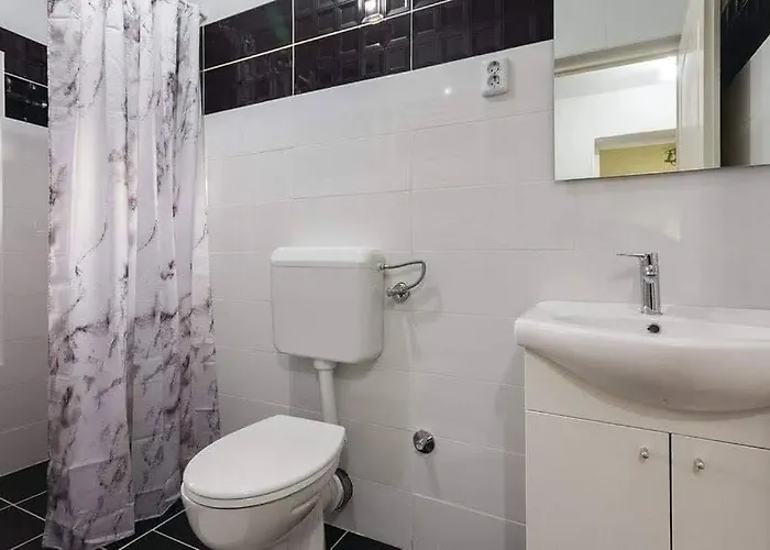 Jan 5 Appartement Pula